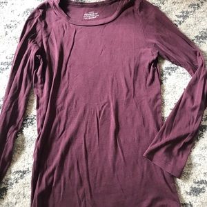 J Crew maroon crewneck long sleeve perfect fit tee